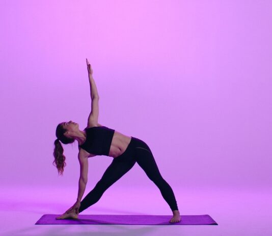 chi phí mở phòng tập yoga